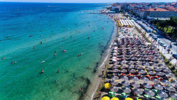 Thomas Studios & Apartments Paralia Bagian luar foto